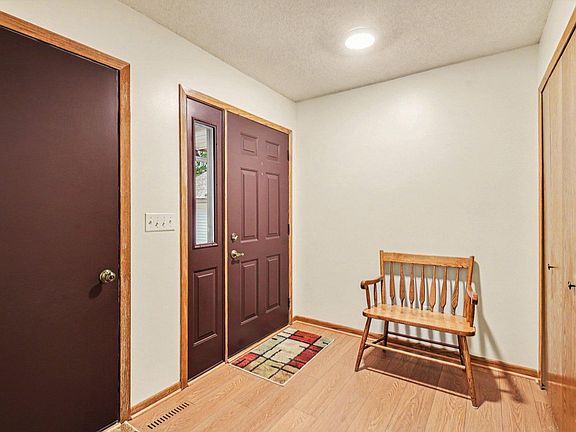 5th image of 1698 Cobblestone Ct