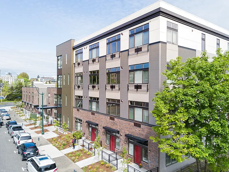 Campus Lofts — Photo 8