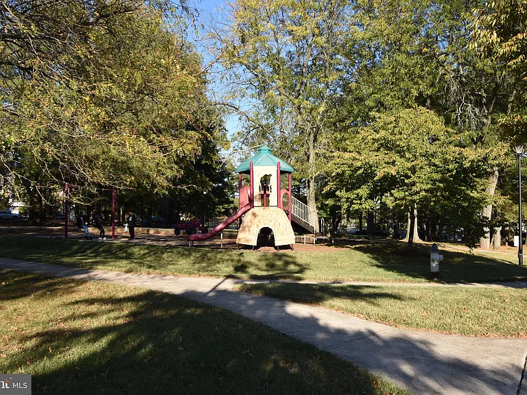3301 Castle Ridge Cir #36 — Photo 45