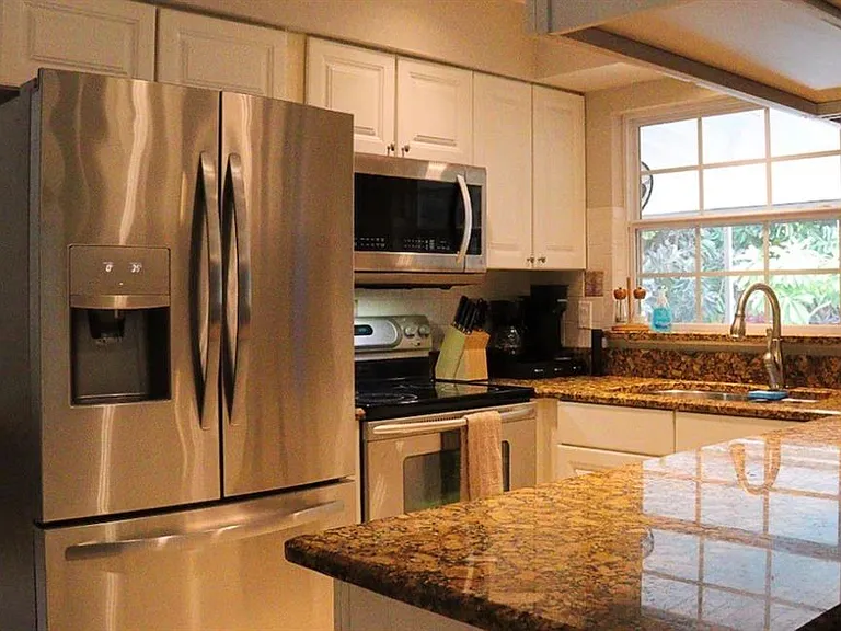 738 Lake Howell Rd — Photo 5