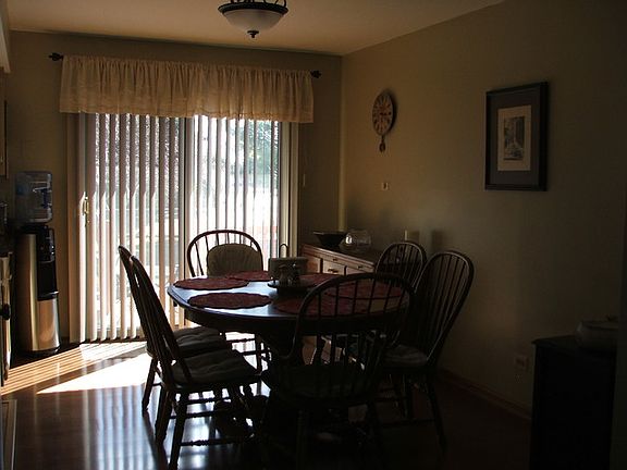 5th image of 2301 Sandridge Ct