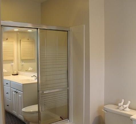 5th image of 521 Englehard Dr