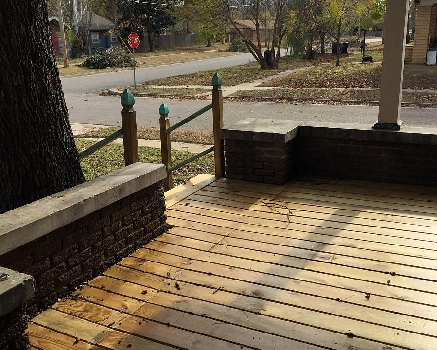 Porch to corner view