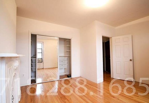 5th image of 21 Jefferson Ave APT 3