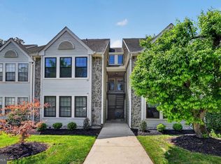 42 Summit Ct, Marlton, NJ 08053