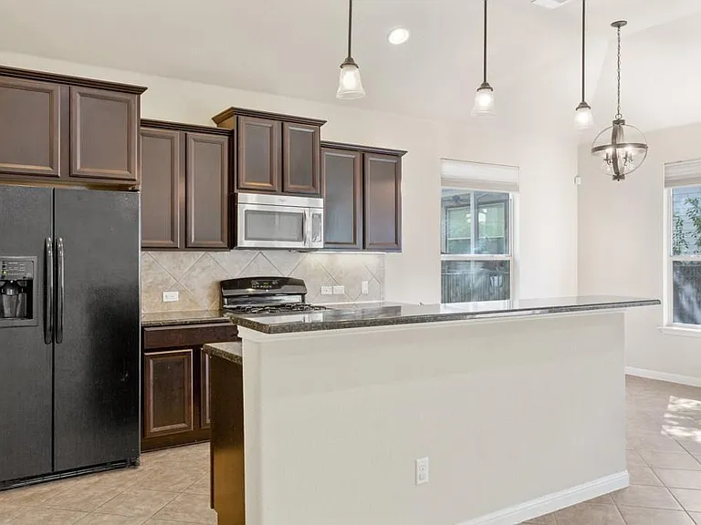 12508 Jen Ln — Photo 6