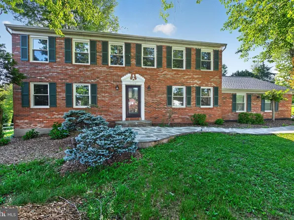 1108 Riva Ridge Dr, Great Falls, VA 22066