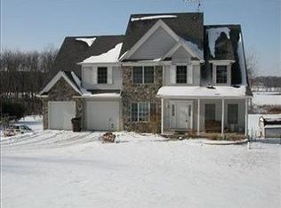 5936 Fairland Rd, Clinton, OH 44216