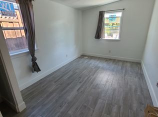 7 Greenwood Ln #A, Redwood City, CA 94063