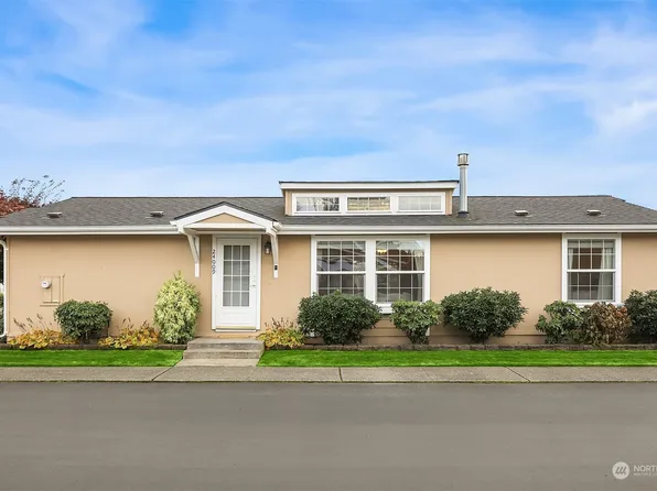 24009 223rd Lane SE #102, Maple Valley, WA 98038