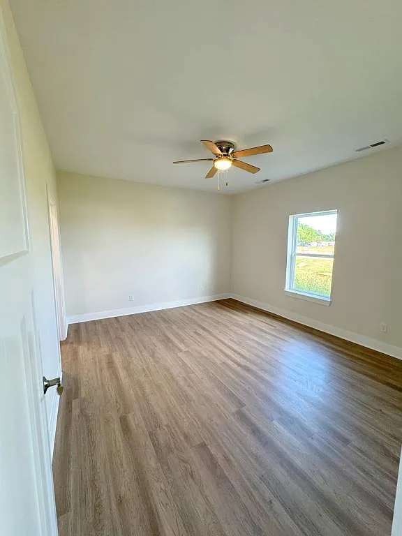 1108 Emerald Cv Dr — Photo 2