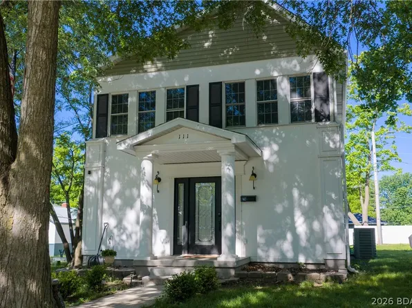 111 Franklin Ave, Eldon, MO 65026