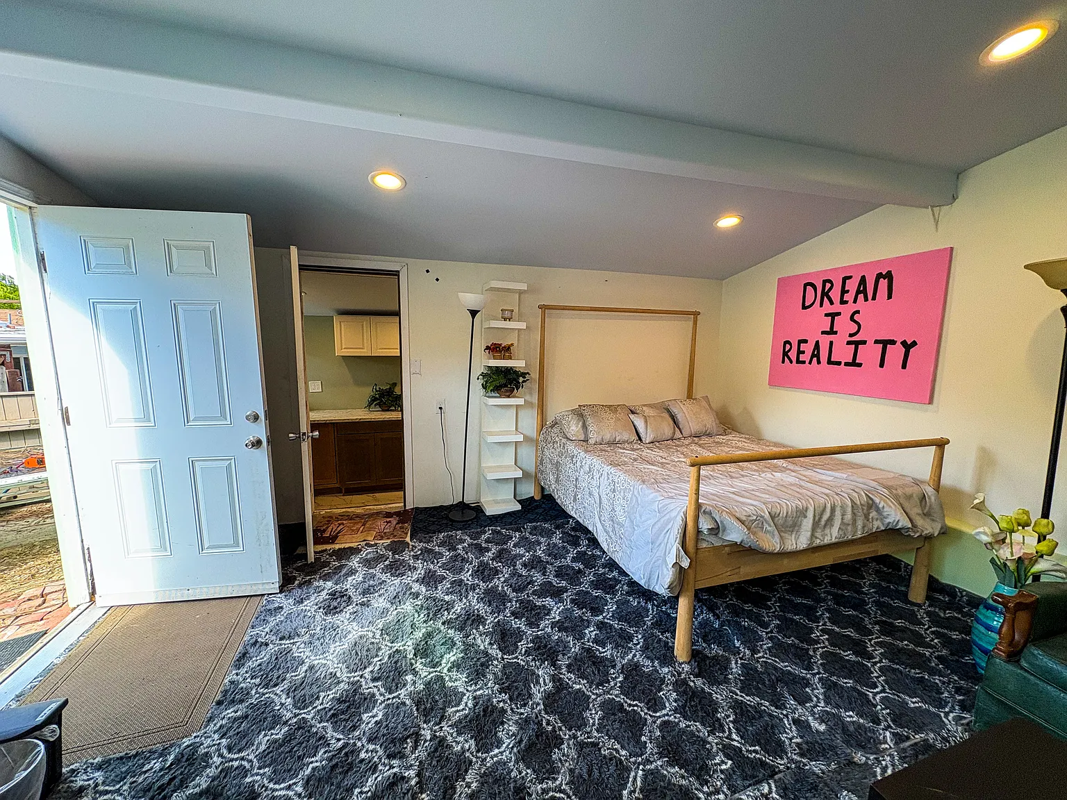 2141 Torrey Pines Rd — Photo 2