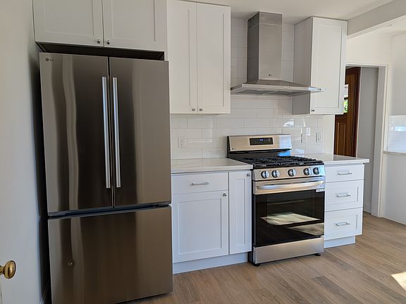 2nd image of 143 Dexter Ave