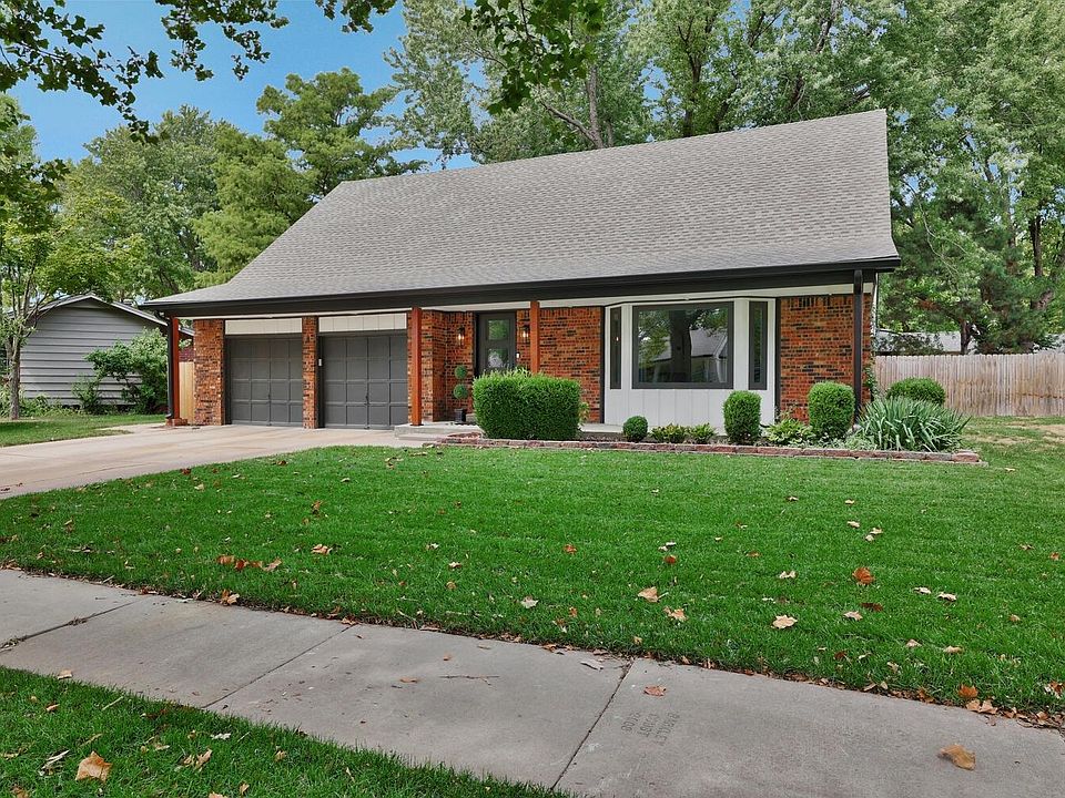 8210 E Brookhollow Ln, Wichita, KS 67206 Zillow