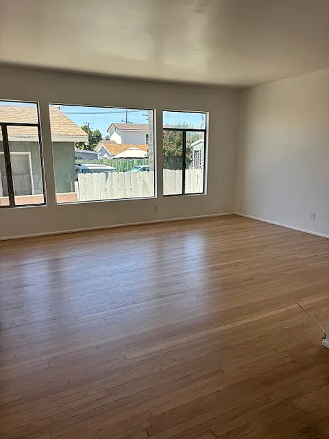 Building Photo - 12323 Beverly Blvd #C