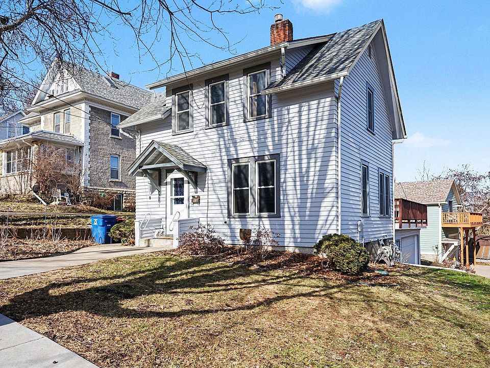 1st image of 520 10th St