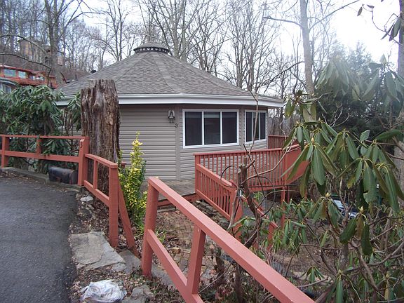 2nd image of 3 Hope Cir