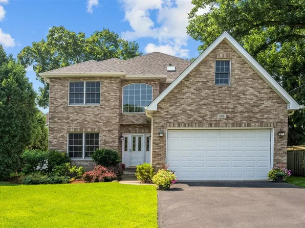 1165 Linden Ave, Deerfield, IL 60015