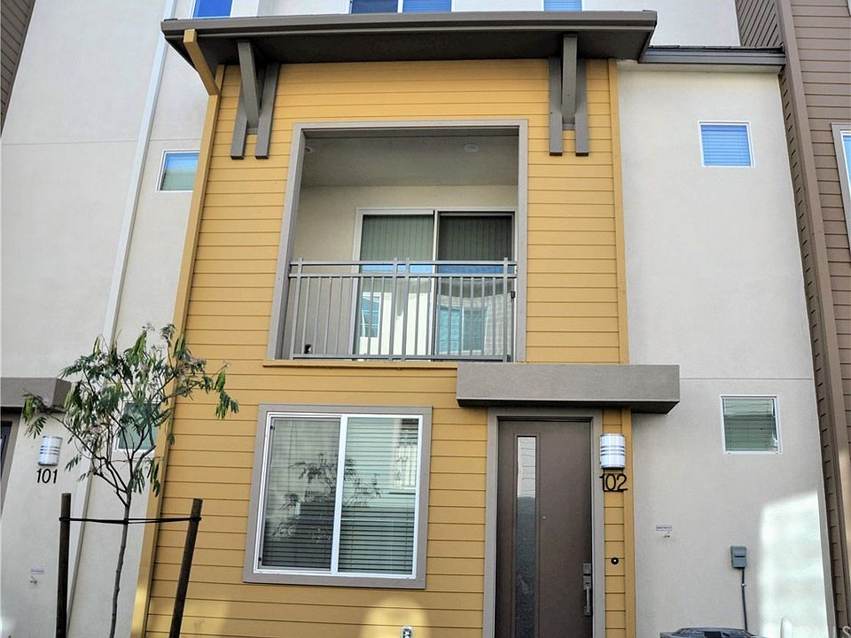 1st image of 837 Savi Dr
