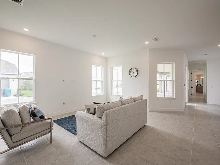 10132 Peebles St — Photo 12