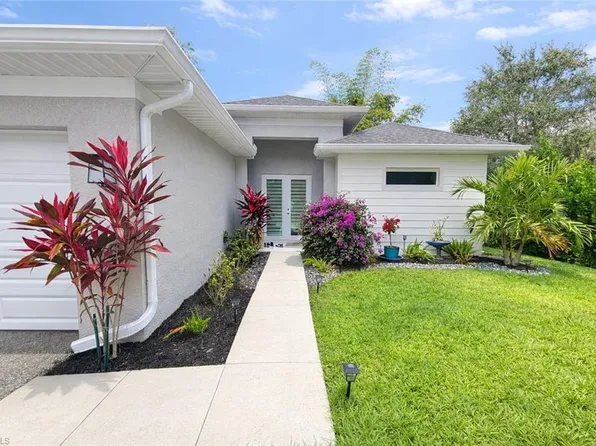 2983 6th ST NW, NAPLES, FL 34120