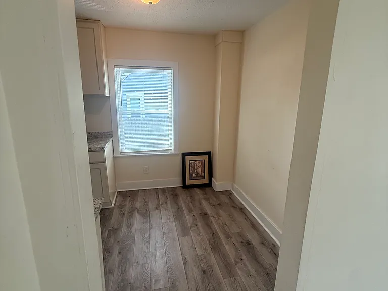 209 Highland Ave — Photo 13