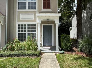 3548 Lone Tree Ln, Jacksonville, FL 32216