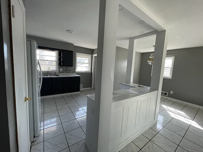 5710 Whispering Hills Blvd — Photo 5