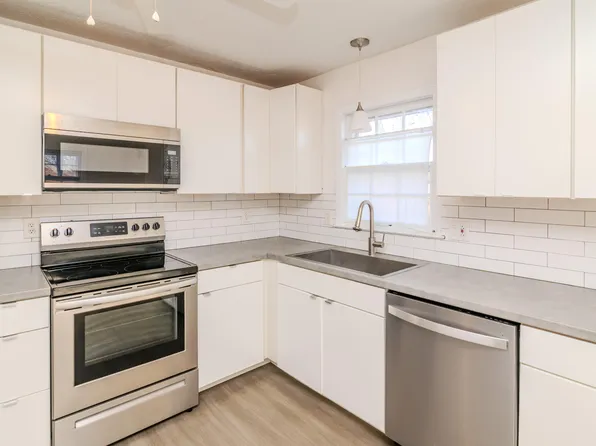 3839 Northampton Dr, Lexington, KY 40517