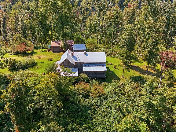 3rd image of 24657 Pole Ridge Rd