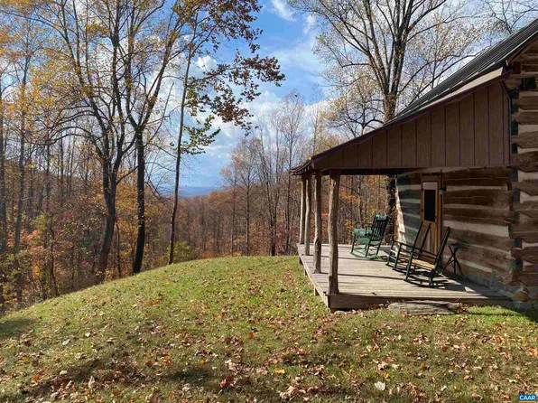 899 Wares Gap Rd, Monroe, VA 24574