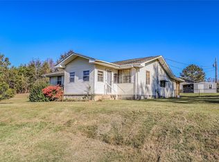 44 Stewart Lake Rd, Wetumpka, AL 36092