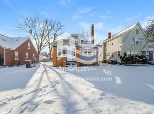 914 E Corrington Ave, Peoria, IL