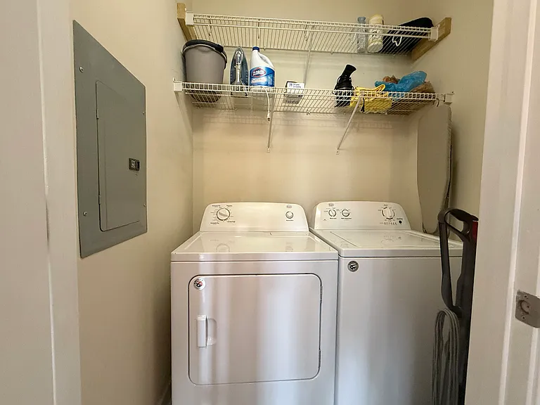 106 Sunset Cir #202 — Photo 25