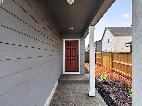 2nd image of 516 Spring Blvd