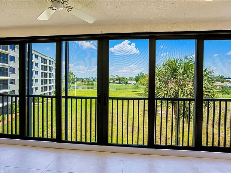 7402 Lake Breeze Dr #306 — Photo 14