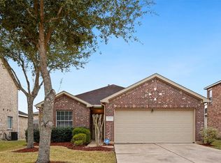3301 Trail Hollow Dr, Pearland, TX 77584