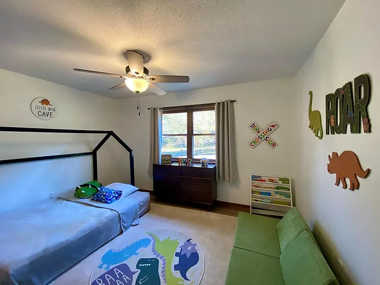 2112 Westfield Dr — Photo 16