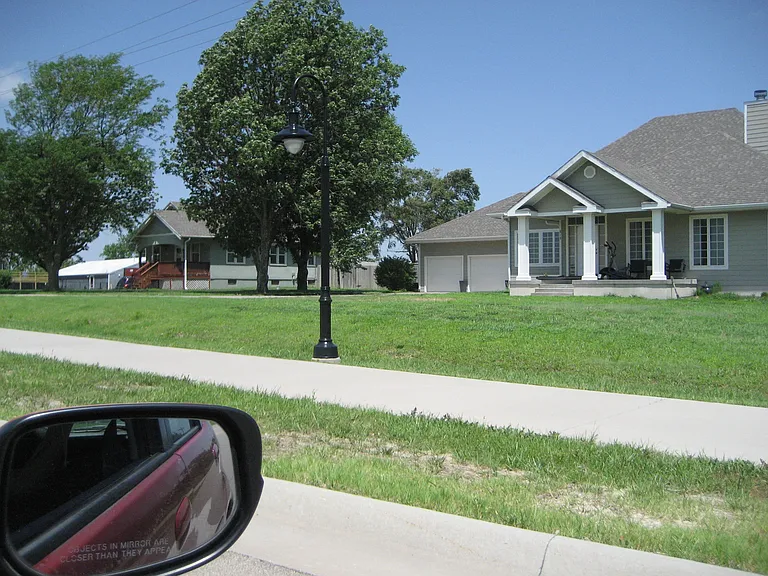 820 Little Jay Ln — Photo 16