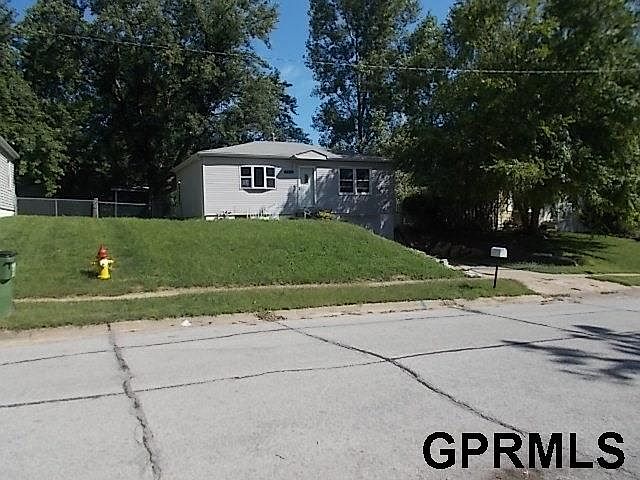 1st image of 7524 Lillian Ave