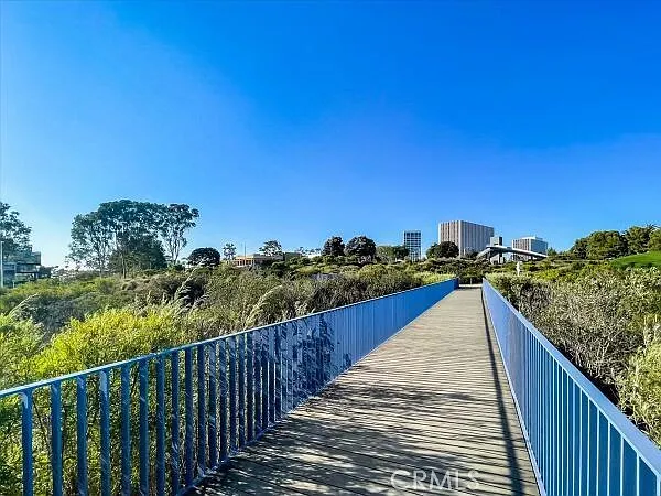 608 Heliotrope Ave — Photo 65