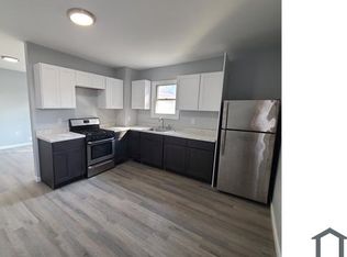 728 Maplewood Ave #2L, Bridgeport, CT 06605