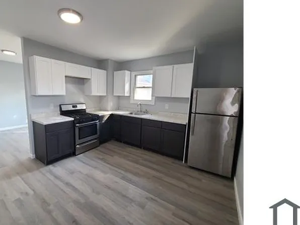 728 Maplewood Ave #2L, Bridgeport, CT 06605