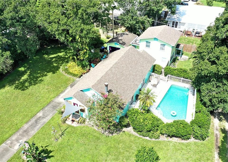 1st image of 1523 30th Ave