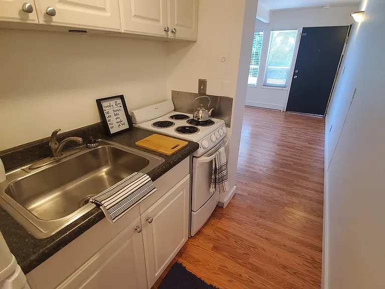 4704 22nd Ave NE #3 — Photo 8