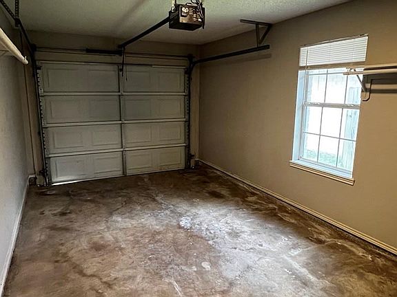 3rd image of 3535 Warwick Glen Dr