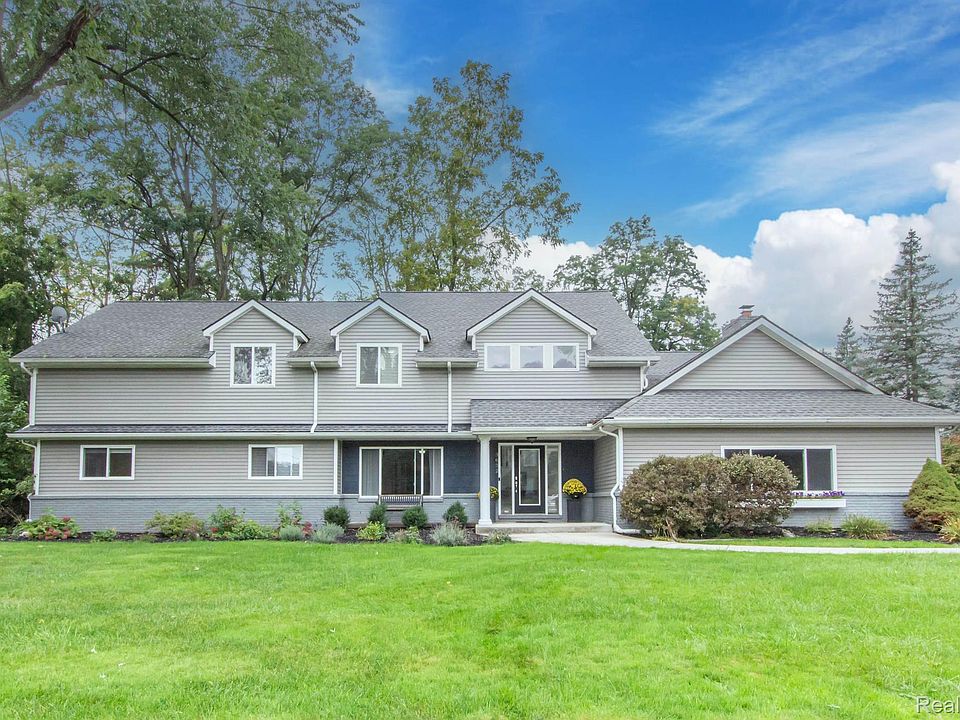1st image of 3632 Bayou Dr