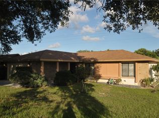 3304 Foxwood Dr, Apopka, FL 32703