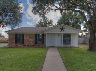 6062 Springdale Ct, Watauga, TX 76148